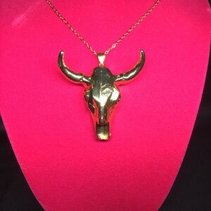 NWOT 18k Gold Bull Skull Pendant Necklace